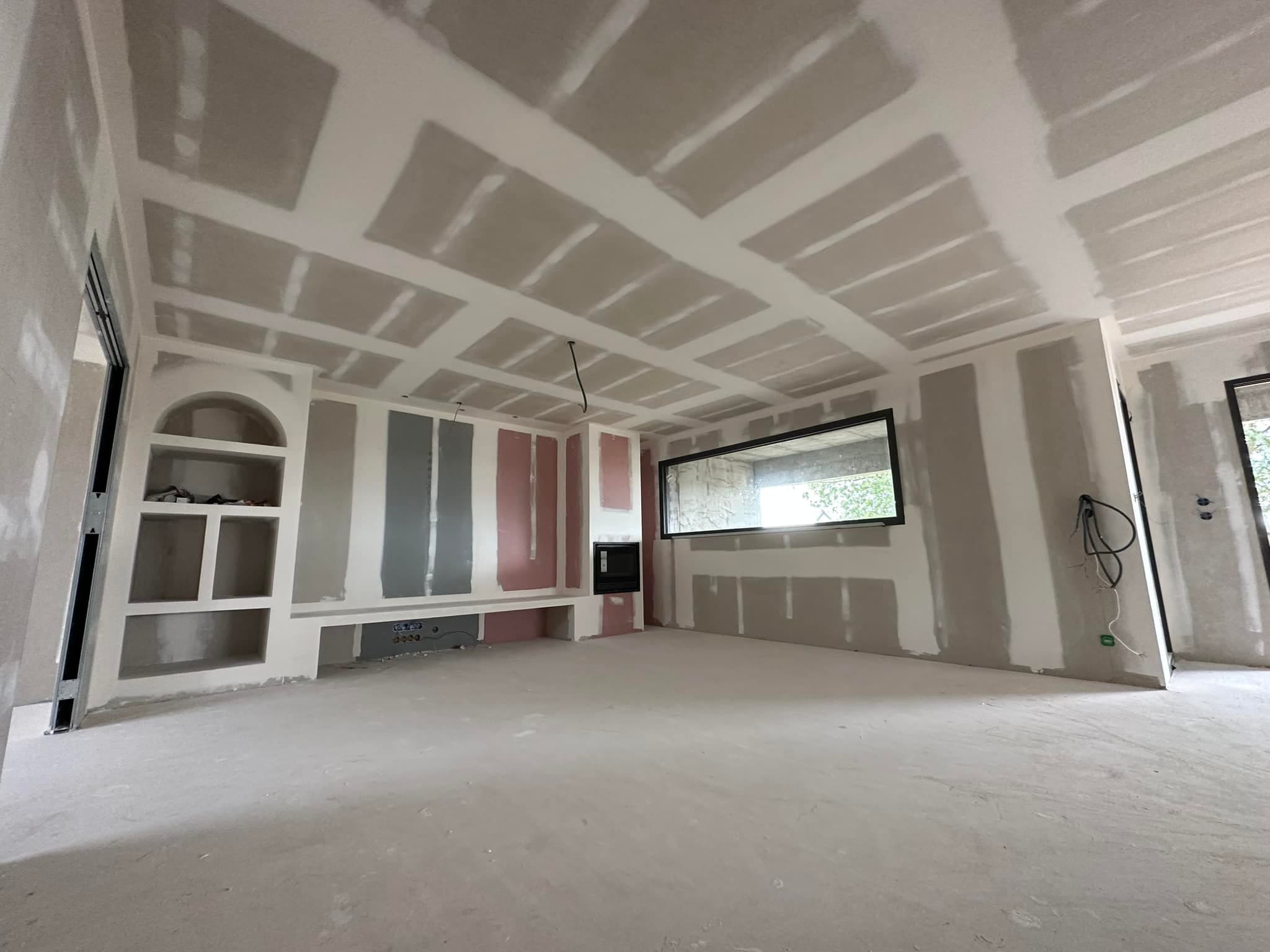 Travaux de platrerie et décoration à Pornichet dans une maison en rénovation